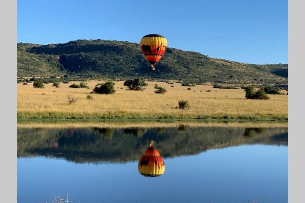 Rhino House With 3 Bedrooms Next To Pilanesberg And Sun City Mogwase エクステリア 写真