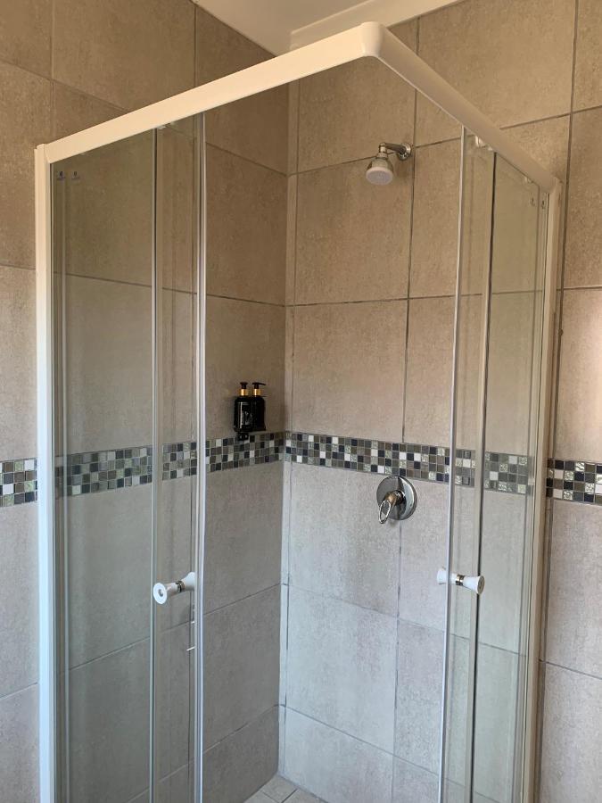 Rhino House With 3 Bedrooms Next To Pilanesberg And Sun City Mogwase エクステリア 写真