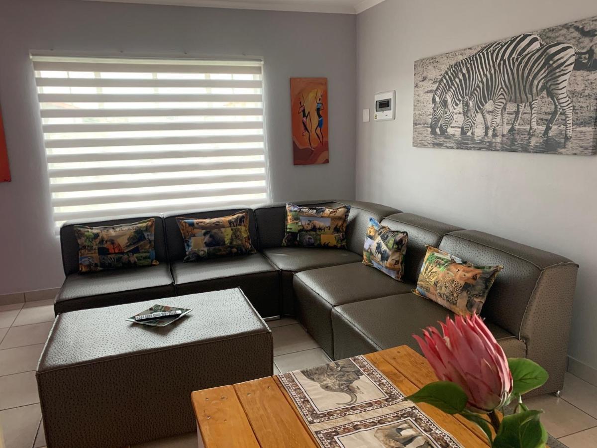 Rhino House With 3 Bedrooms Next To Pilanesberg And Sun City Mogwase エクステリア 写真
