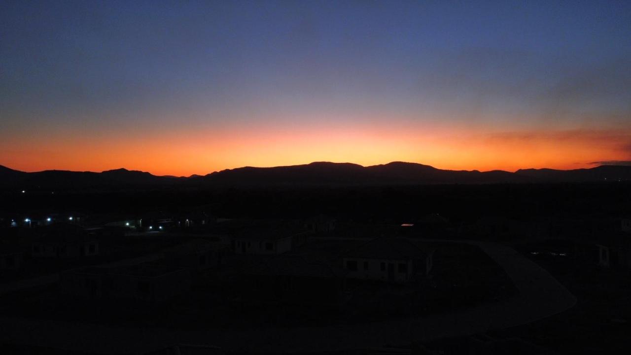 Rhino House With 3 Bedrooms Next To Pilanesberg And Sun City Mogwase エクステリア 写真